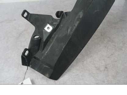 Snett nerifrån på Sidopanel från en BMW K 1600 GTL -2015 motorcykel.