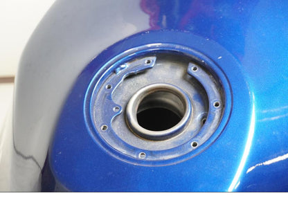 Extrabild3 på Bensintank från en Kawasaki ZX-10 -2014 motorcykel.