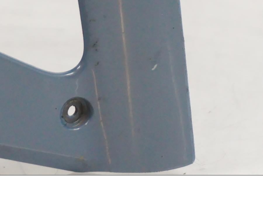 Höger sida på Framskärm från en BMW F 650 CS -2002 motorcykel.