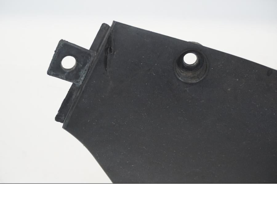 Höger sida på Vattenkylkåpa från en Triumph TT 600 -2002 motorcykel.