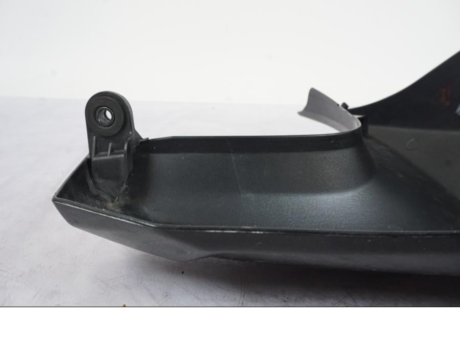 Extrabild2 på Kylarvinge från en Kawasaki ER-6N -2012 motorcykel.