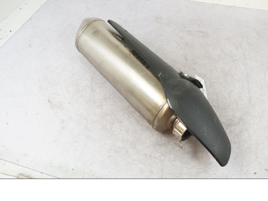 Framsidan på Ljuddämpare från en Husqvarna TR 650 Strada -2012 motorcykel.