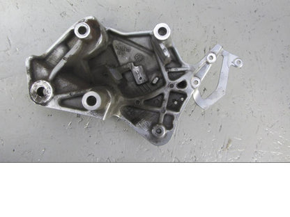 Baksidan på Fotpinnefäste från en BMW F 800 R -2012 motorcykel.