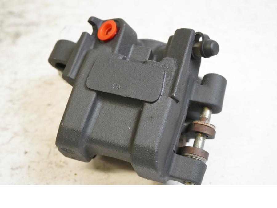 Baksidan på Bromsok från en Suzuki SV 650 -2004 motorcykel.