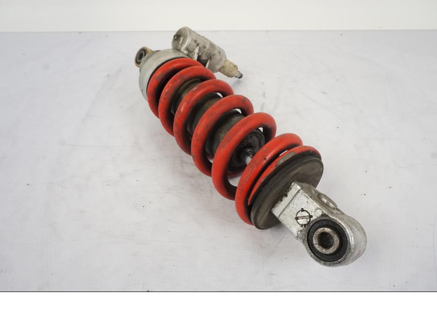 Framsidan på Stötdämpare från en Honda VFR 750 -1994 motorcykel.