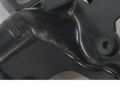 Extrabild2 på Toppkåpstag från en Triumph Daytona 955I -2000 motorcykel.