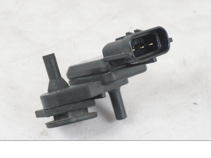 Baksidan på Mapsensor från en Kawasaki ZZ-R 1400 -2009 motorcykel.