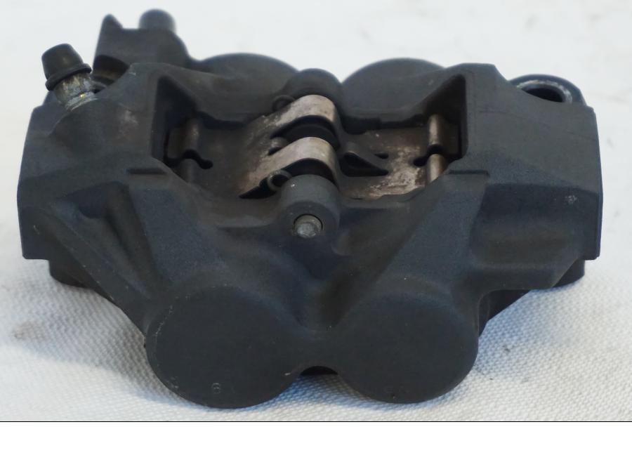 Baksidan på Bromsok från en Yamaha YZF R6 -2006 motorcykel.