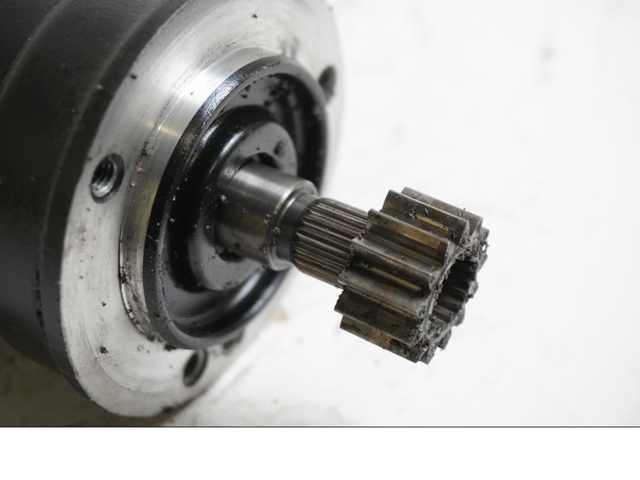 Baksidan på Startmotor från en Ducati 75 Sport -2001 motorcykel.