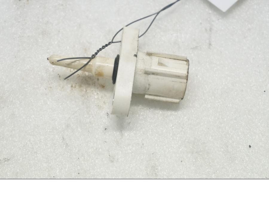 Framsidan på Luftburksensor från en KTM 690 SMCR -2016 motorcykel.