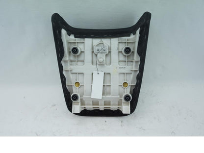 Snett nerifrån på Sadel från en Yamaha FJR 1300 -2005 motorcykel.