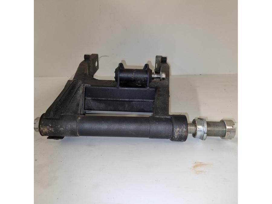 Baksidan på Sving från en Kawasaki Z 750 -2008 motorcykel.