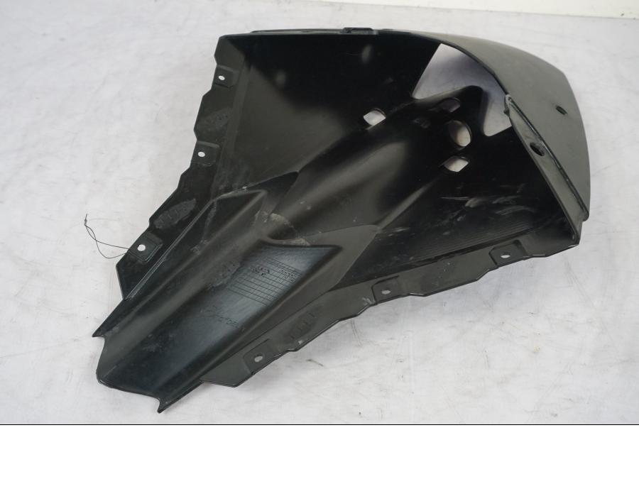 Snett uppifrån på Bakvinge från en KTM 690 SM R -2009 motorcykel.