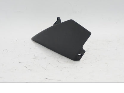 Snett uppifrån på Sidkåpa från en KTM 790 Duke -2018 motorcykel.