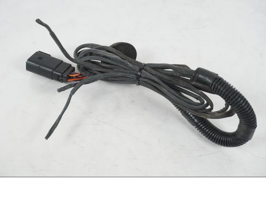 Framsidan på Kablage från en H-D Softail FXCW Rocker -2008 motorcykel.