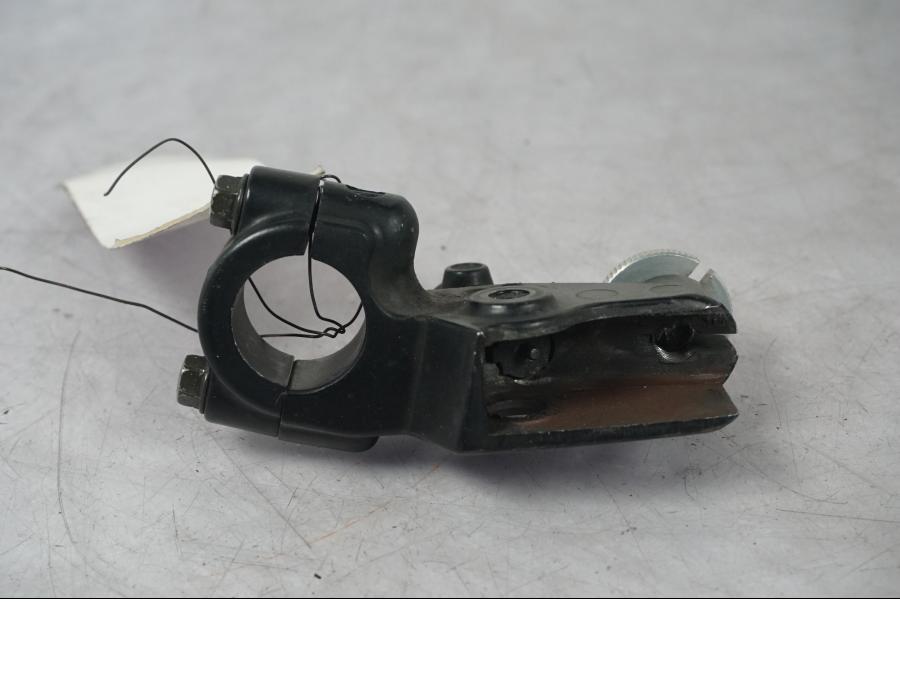 Höger sida på Kopplingsklo från en Honda CBR 900 RR -2000 motorcykel.