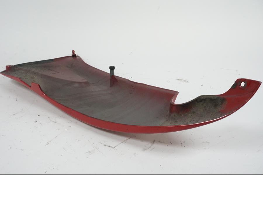 Snett uppifrån på Sidopanel från en BMW F 650 -1998 motorcykel.