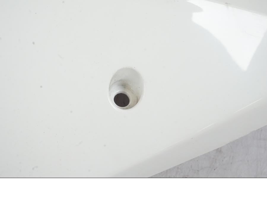 Vänster sida på Tankkåpa från en KTM 690 Duke -2015 motorcykel.