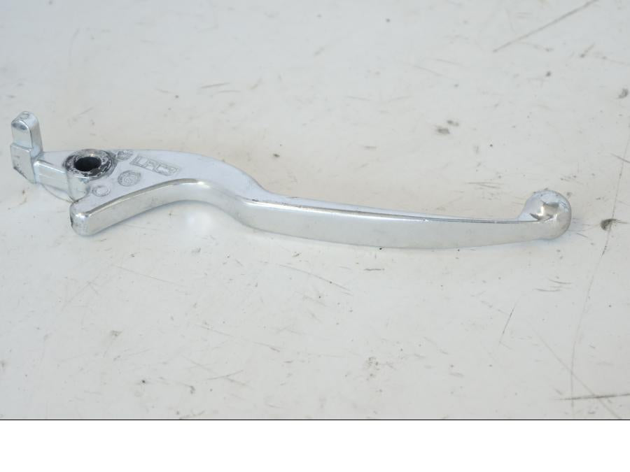 Vänster sida på Bromsgrepp från en Kymco Agility 125 -2019 scooter.