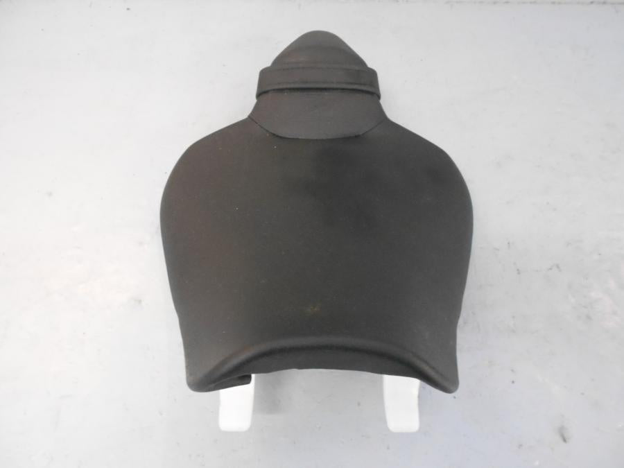 Framsidan på Sadel från en Kawasaki Z 1000 -2019 motorcykel.