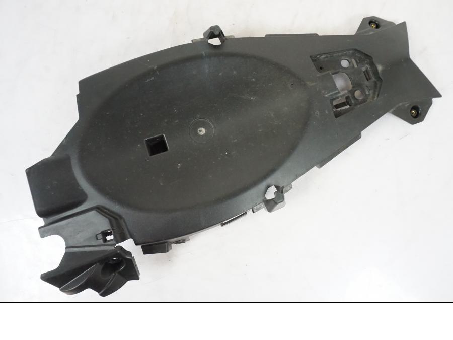 Extrabild2 på Undertail från en Kawasaki ER-6N -2016 motorcykel.