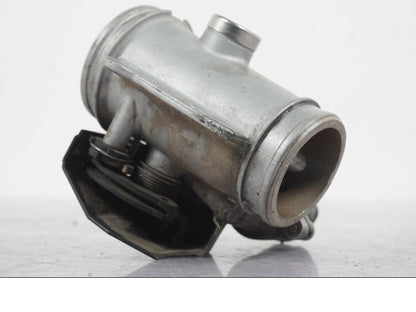 Höger sida på Spjällhus från en BMW R 1200 GS -2005 motorcykel.