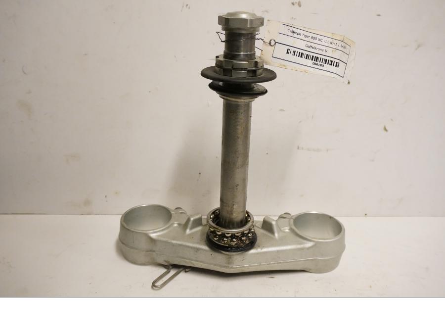 Framsidan på Gaffelkrona från en Triumph Tiger 800 -2011 motorcykel.