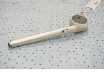 Framsidan på Styre från en Yamaha YZF 1000 R1 -2006 motorcykel.