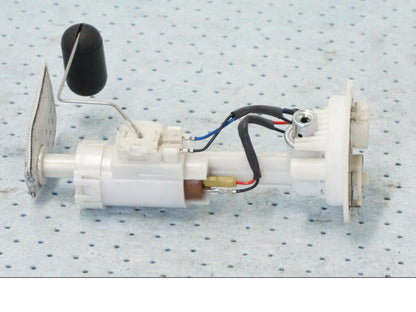 Höger sida på Bensinpump insprut från en Yamaha X-Max 250 -2016 scooter.