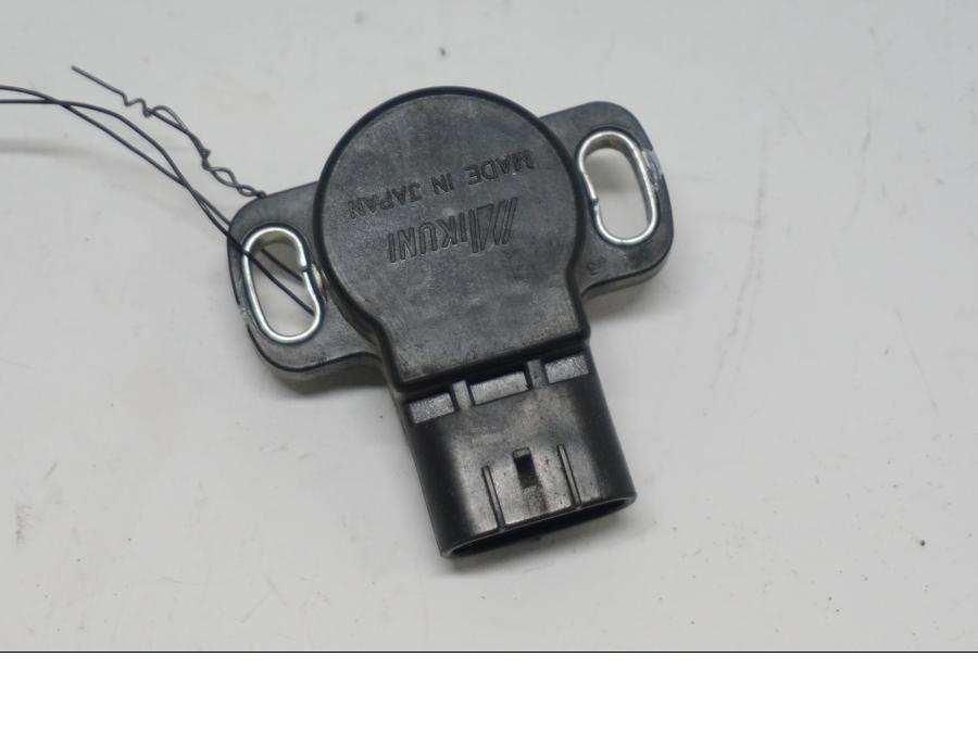 Framsidan på TPS från en Yamaha FZ1-SA -2007 motorcykel.