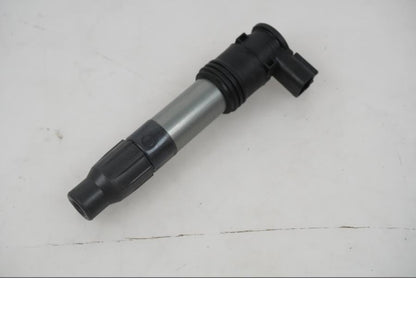 Framsidan på Tändspole från en KTM 1290 Super Adventure S -2022 motorcykel.