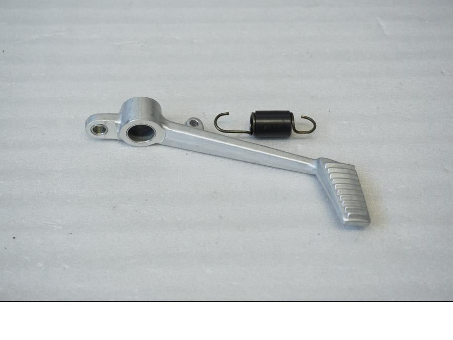 Framsidan på Bromspedal från en Honda CBR 600 -2002 motorcykel.