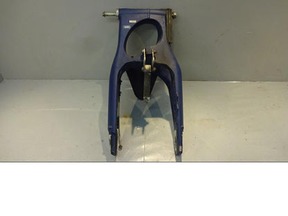 Snett uppifrån på Sving från en Triumph Daytona 675 -2009 motorcykel.