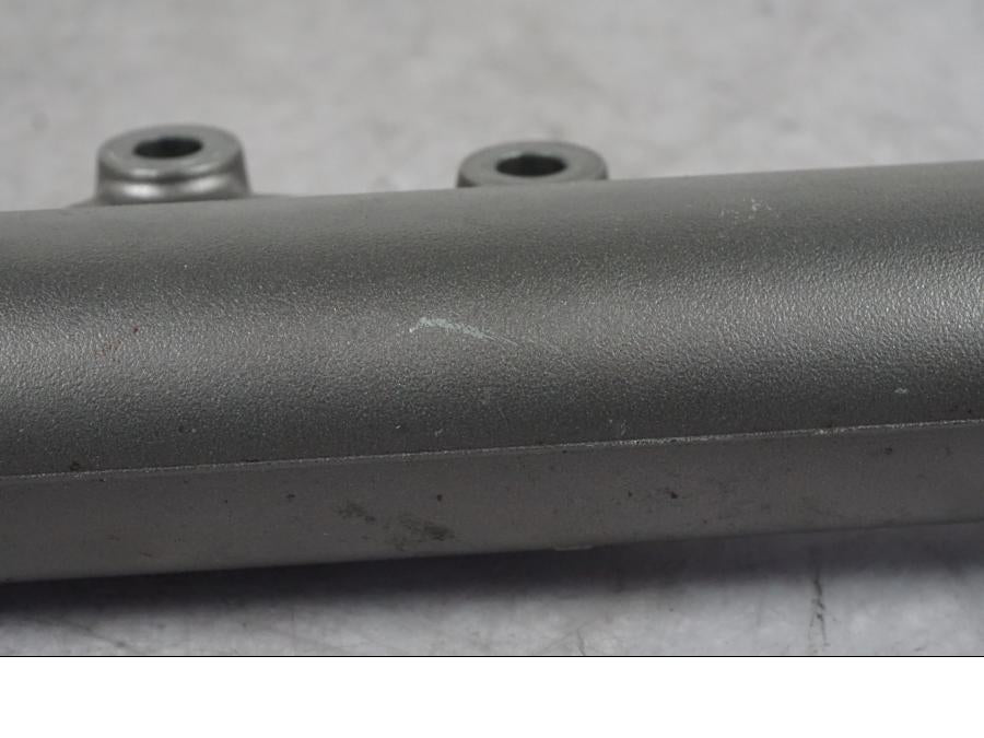 Extrabild1 på Gaffelben från en Kawasaki ER-6N -2009 motorcykel.