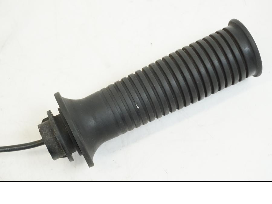 Höger sida på Värmehandtag från en BMW F 650 CS -2003 motorcykel.