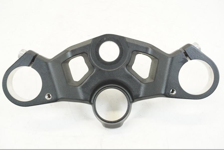 Framsidan på Gaffelkrona från en Kawasaki NINJA 400 -2020 motorcykel.