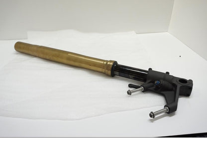 Framsidan på Gaffelben från en Suzuki GSX-R 1000 -2007 motorcykel.