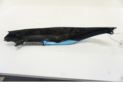 Höger sida på Bakvinge från en Kawasaki Versys 650 -2008 motorcykel.