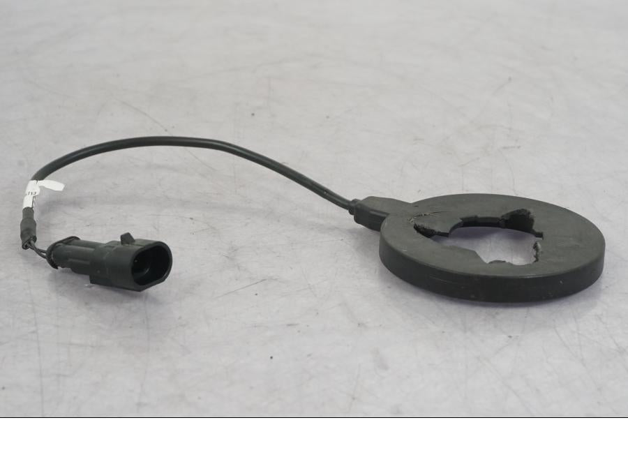 Baksidan på Antenn till tändningslås från en KTM 1290 Super Adventure R -2018 motorcykel.