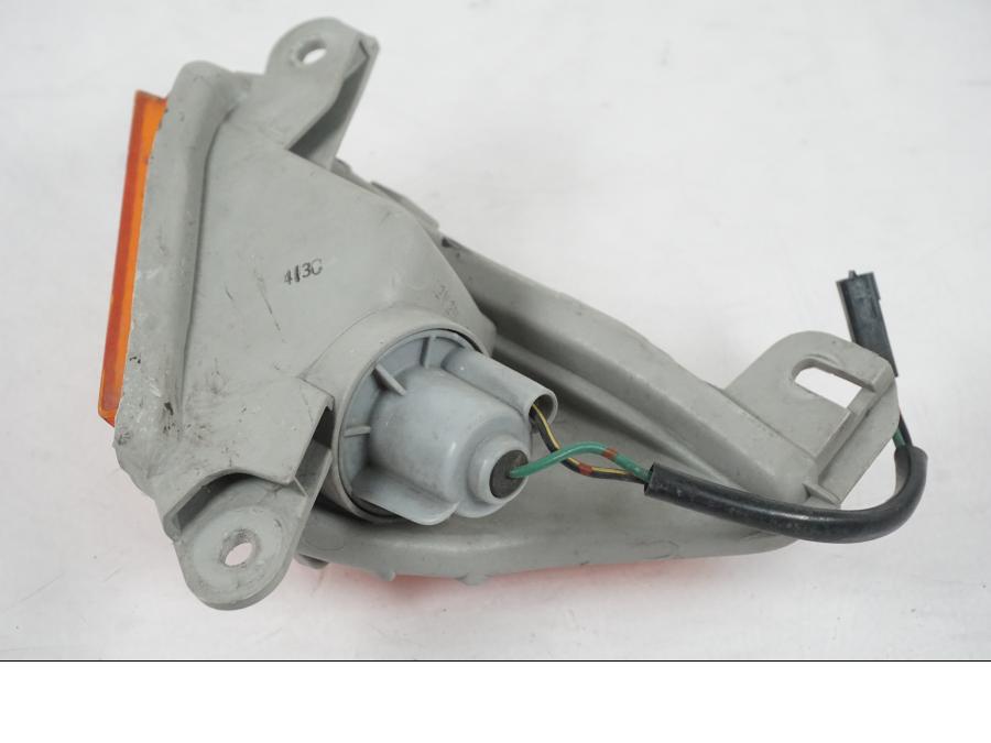 Vänster sida på Blinkers från en Kawasaki ZX-6R -2005 motorcykel.