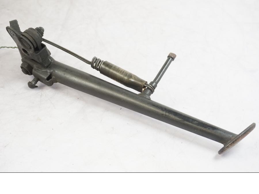 Vänster sida på Sidostöd från en Kawasaki ZX-10R -2008 motorcykel.