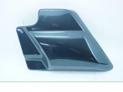 Framsidan på Sidopanel från en H-D Street Glide FLHX -2009 motorcykel.