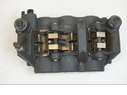 Baksidan på Bromsok från en Yamaha YZF 1000 R1 -2009 motorcykel.