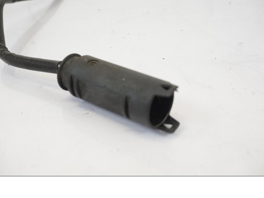 Vänster sida på Lambdasond från en BMW R 1150 RS -2003 motorcykel.