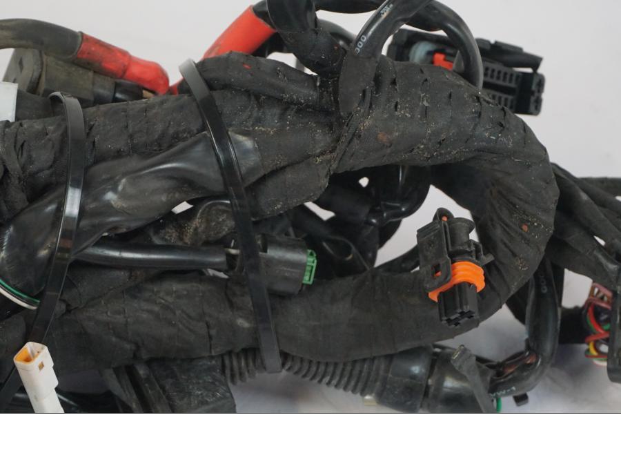 Extrabild1 på Kabelstam från en KTM 1290 Super Duke R -2018 motorcykel.