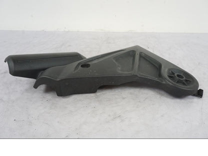 Baksidan på Ramskydd från en Kawasaki Versys 650 -2014 motorcykel.