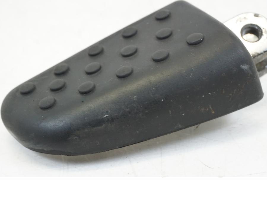 Baksidan på Fotpinne från en BMW K 1200 LT -2004 motorcykel.