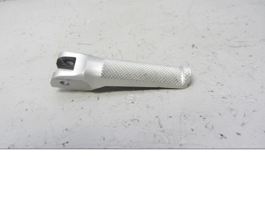 Framsidan på Fotpinne från en Ducati Panigale 959 -2016 motorcykel.