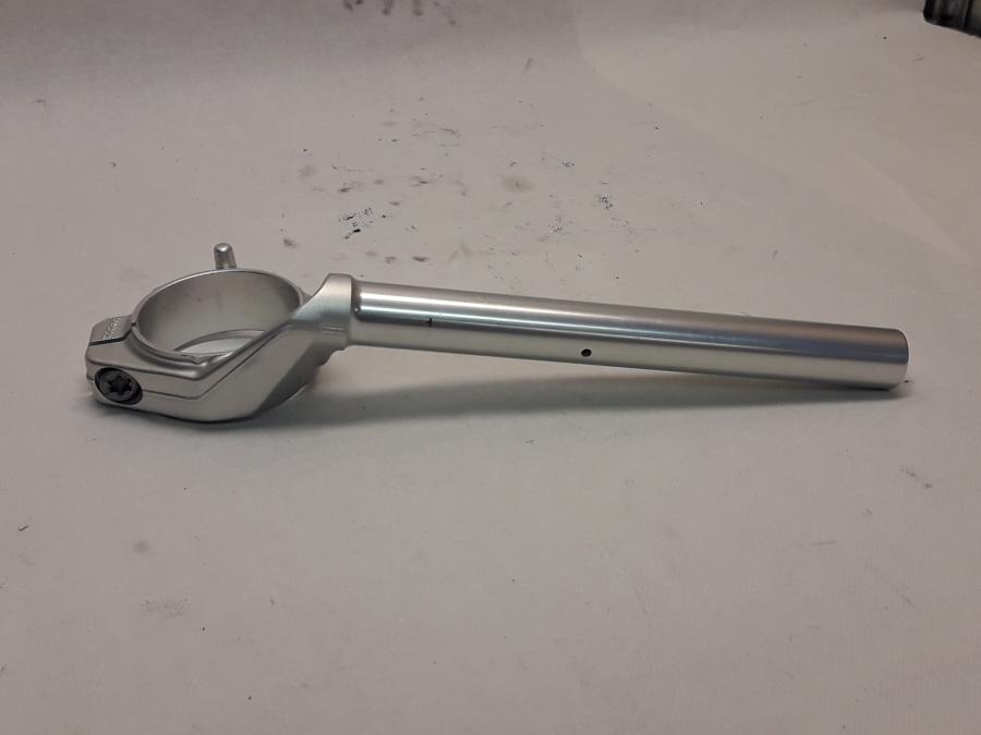 Framsidan på Styre från en BMW S 1000 RR -2014 motorcykel.