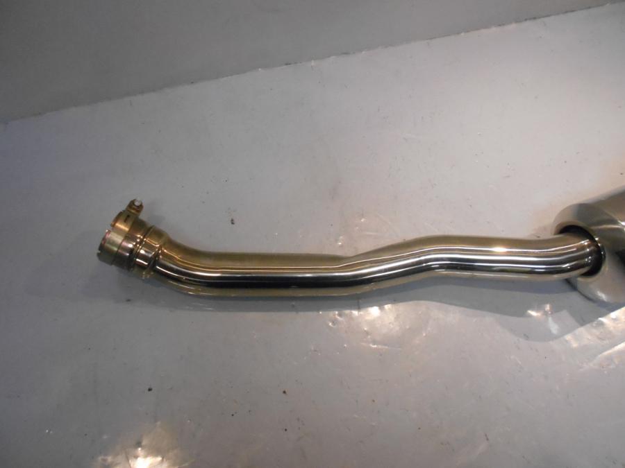 Höger sida på Ljuddämpare från en Kawasaki ZZ-R 1400 -2008 motorcykel.